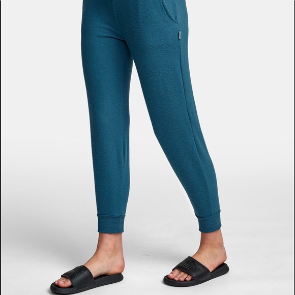 🌴🌼RVCA- CADENCE PANTS🌼🌴 - Picture 9 of 9